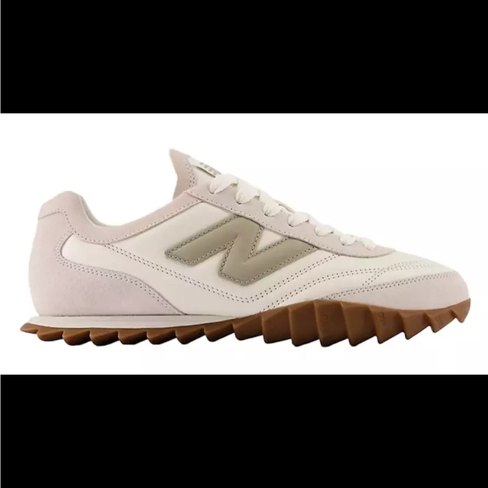 New Balance RC30 Sea Salt Aluminum Gum - Size 5.5